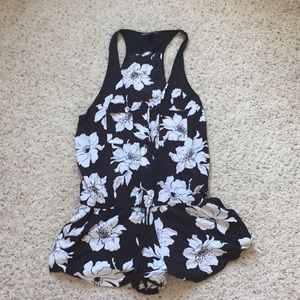 Victoria’s Secret swimsuit coverup romper